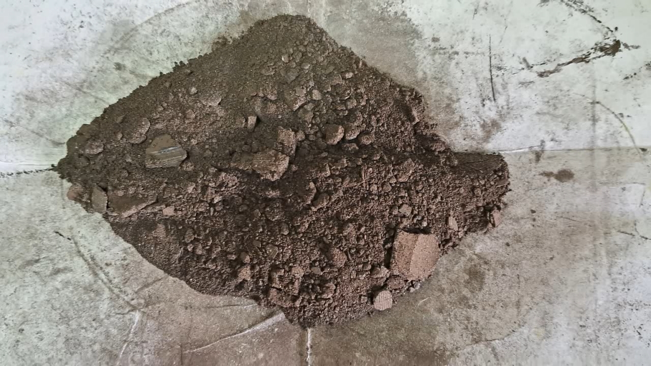 Fe3O4/Al Thermite: Soot in Iron Oxide Iron(II, III)