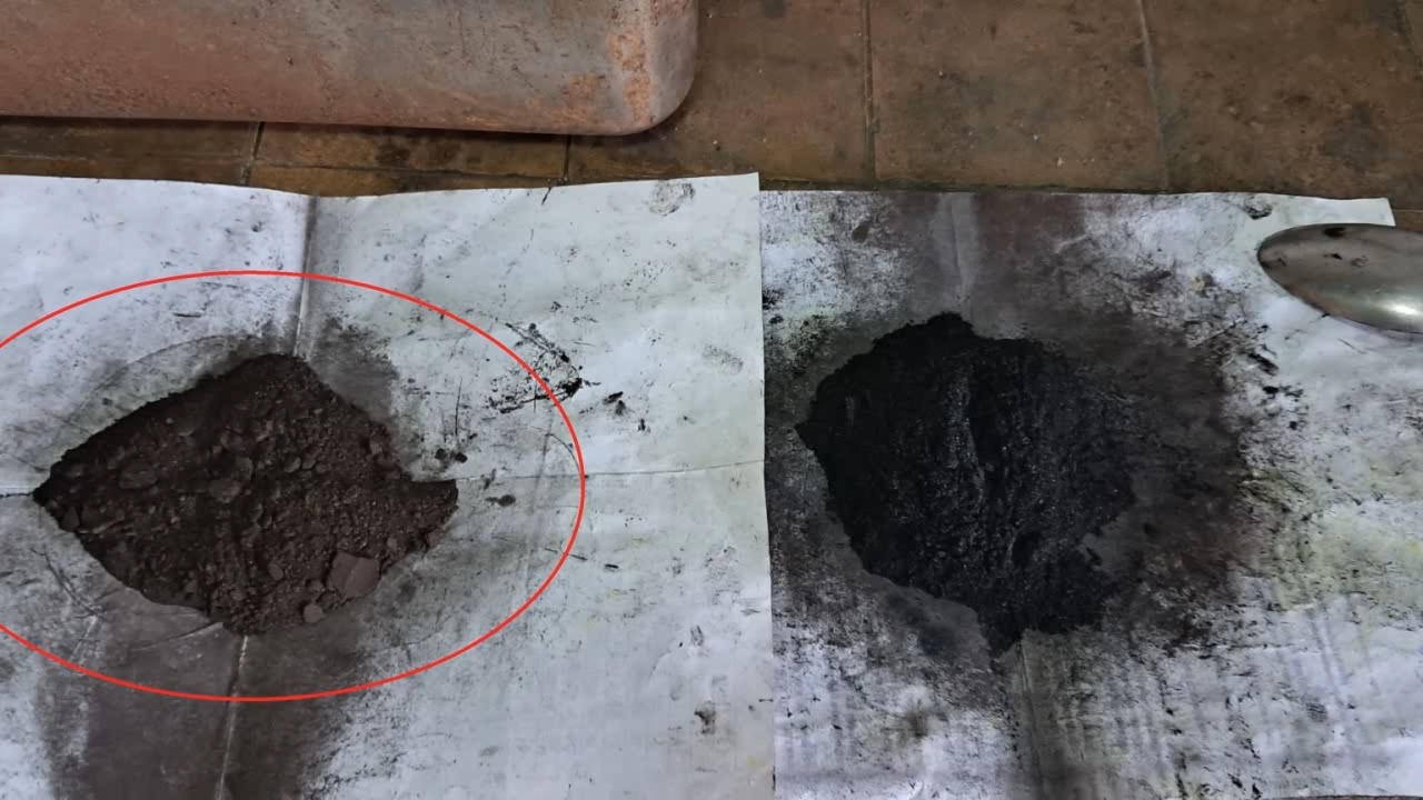 Fe3O4/Al Thermite: Soot in Iron Oxide Iron(II, III)