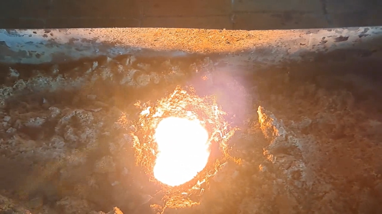 Fe3O4/Al Thermite: Soot in Iron Oxide Iron(II, III)