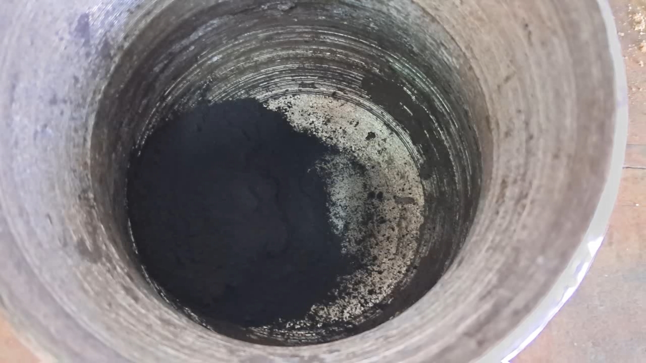 Fe3O4/Al Thermite: Soot in Iron Oxide Iron(II, III)