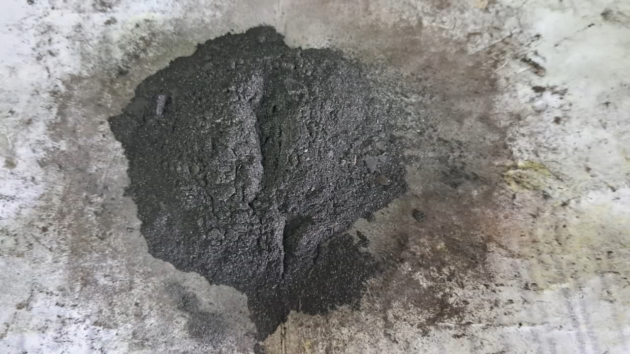 Fe3O4/Al Thermite: Soot in Iron Oxide Iron(II, III)