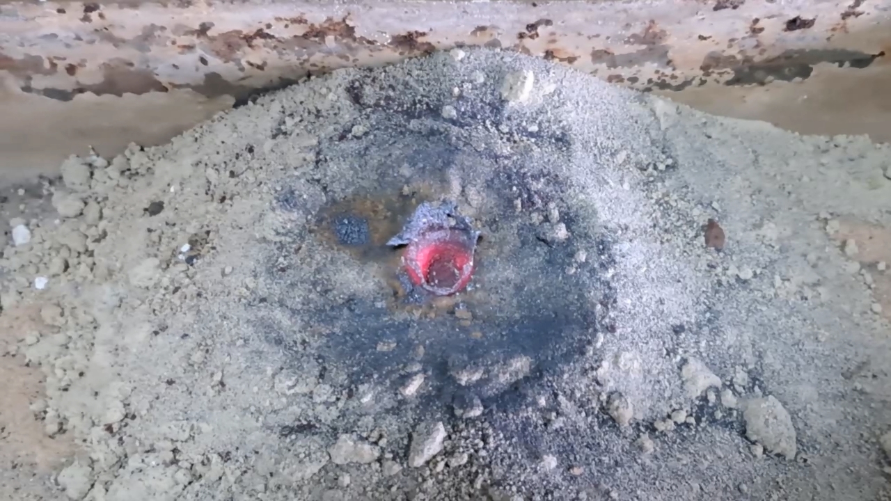 Combustion of Thermite: Iron(II, III) Oxide/Aluminum (Fe3O4/Al)