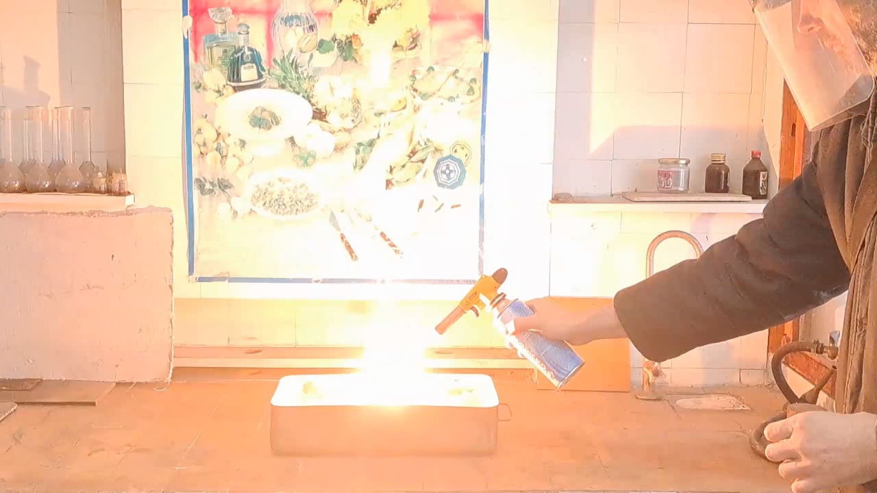 Combustion of Thermite: Iron(II, III) Oxide/Aluminum (Fe3O4/Al)