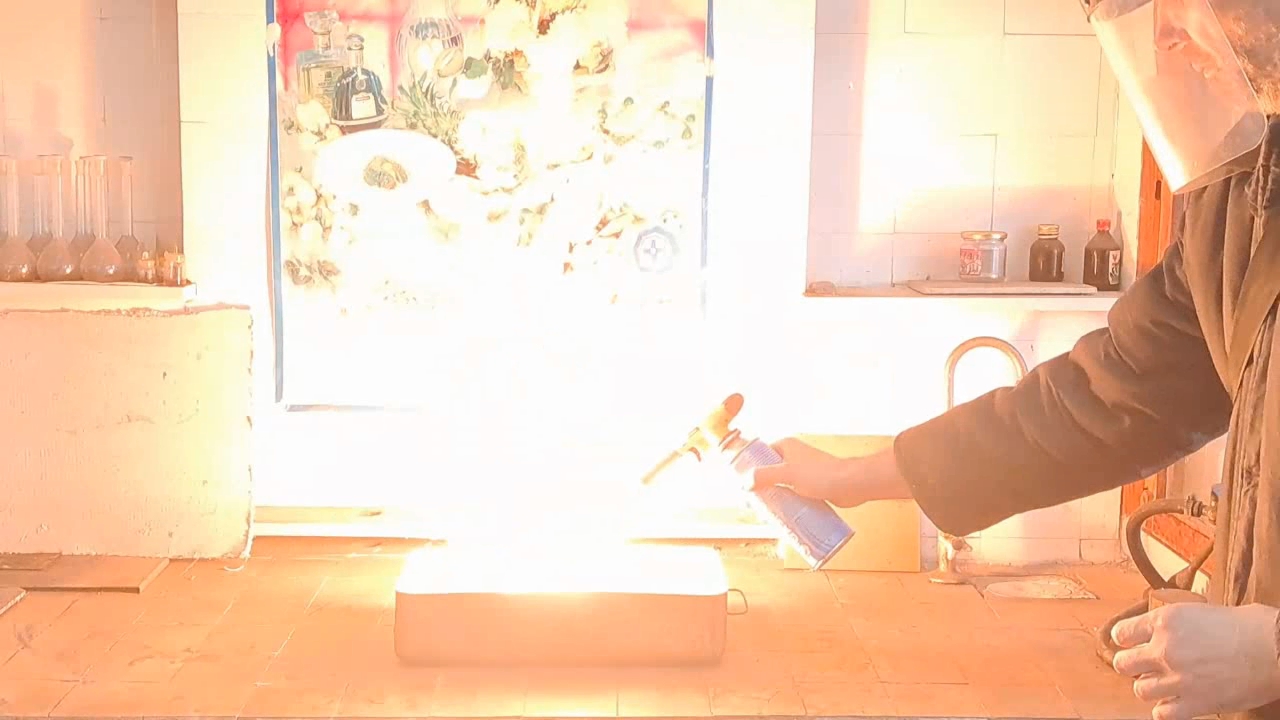 Combustion of Thermite: Iron(II, III) Oxide/Aluminum (Fe3O4/Al)