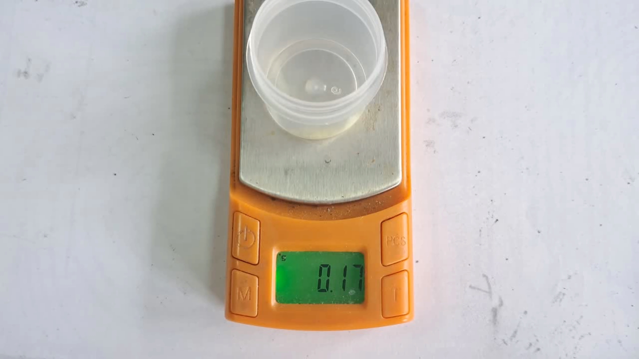 Combustion of Thermite (Fe3O4 + KNO3 + Al + S)