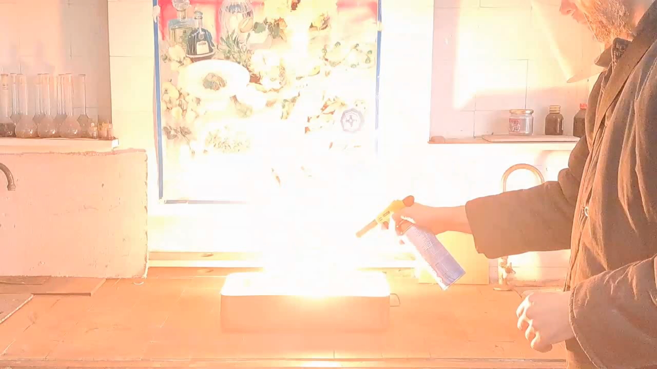 Combustion of Thermite (Fe3O4 + KNO3 + Al + S)