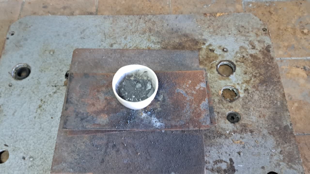 Combustion of Thermite: Iron(II, III) Oxide/Aluminum (Fe3O4/Al)
