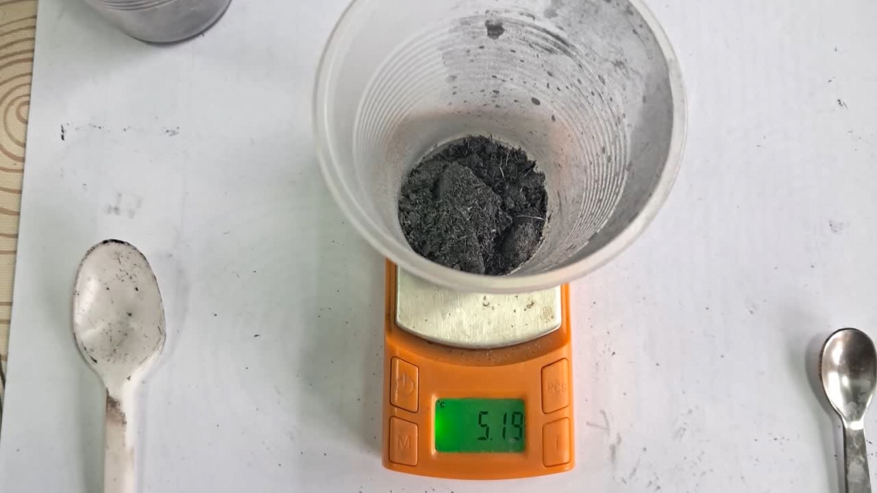 Combustion of Thermite: Fe3O4 + KNO3 + Al (waste) + S - Part 7