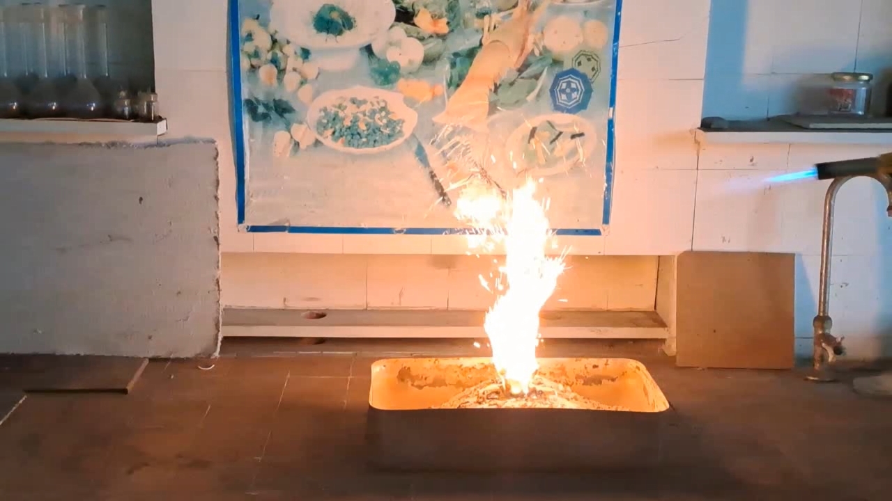 Combustion of Thermite: Fe3O4 + KNO3 + Al (waste) + S - Part 7