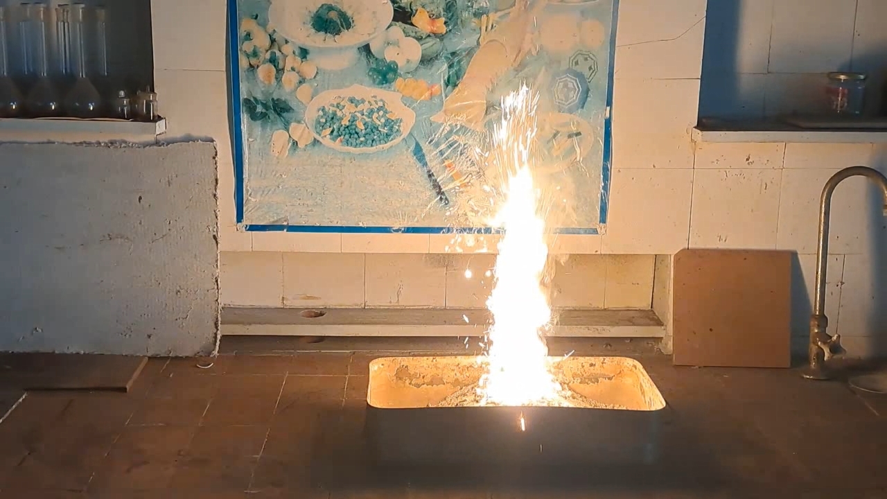 Combustion of Thermite: Fe3O4 + KNO3 + Al (waste) + S - Part 7