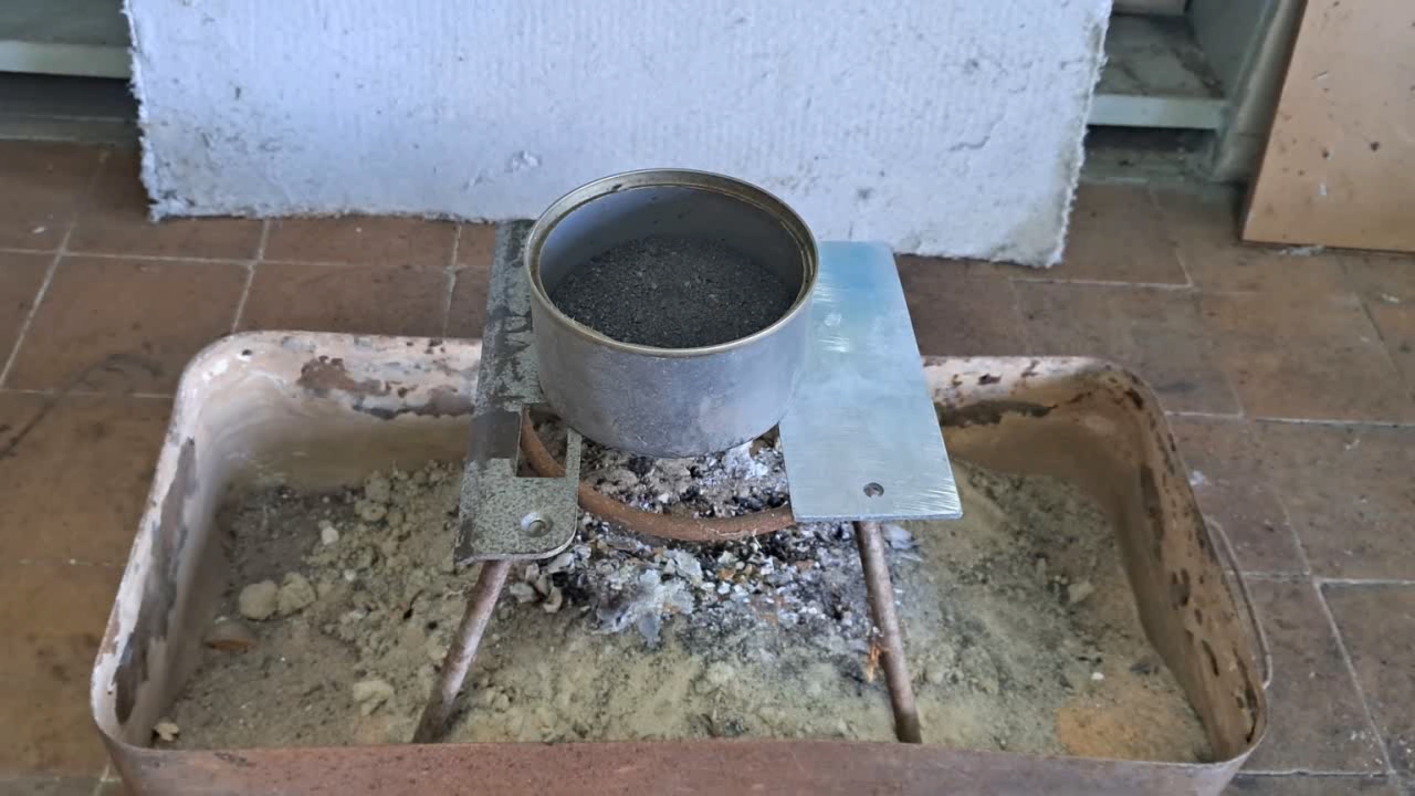 Combustion of Thermite: Iron(II, III) Oxide/Aluminum (Fe3O4/Al)