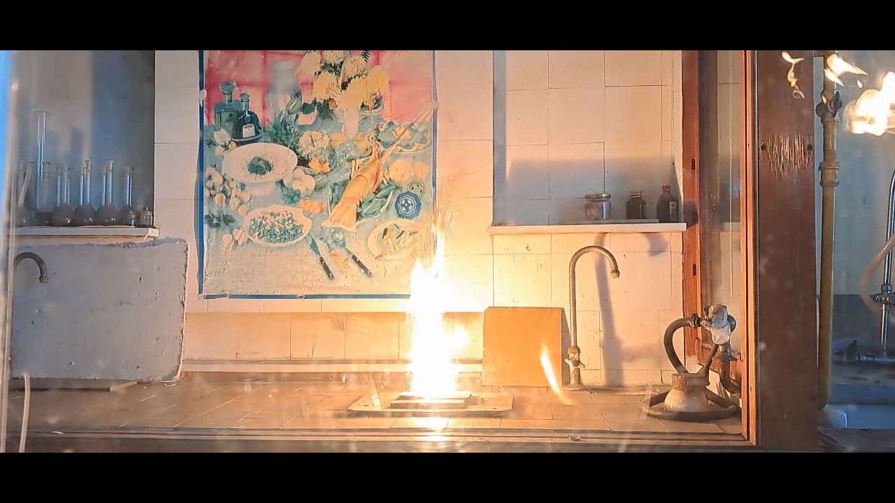 Combustion of Thermite: Iron(II, III) Oxide/Aluminum (Fe3O4/Al)