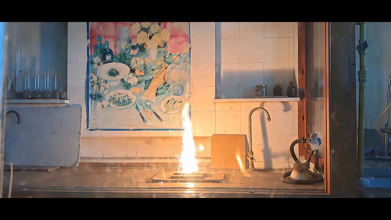 Combustion of Thermite: Iron(II, III) Oxide/Aluminum (Fe3O4/Al)