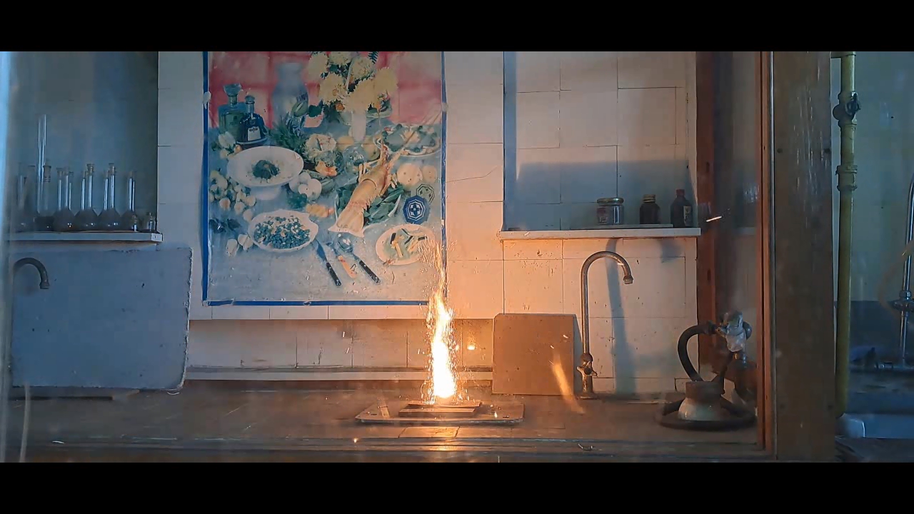 Combustion of Thermite: Iron(II, III) Oxide/Aluminum (Fe3O4/Al)