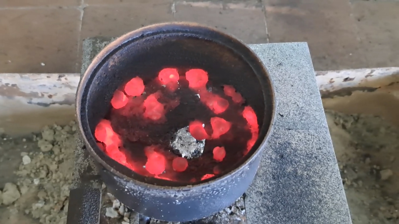 Combustion of Thermite: Iron(II, III) Oxide/Aluminum (Fe3O4/Al)
