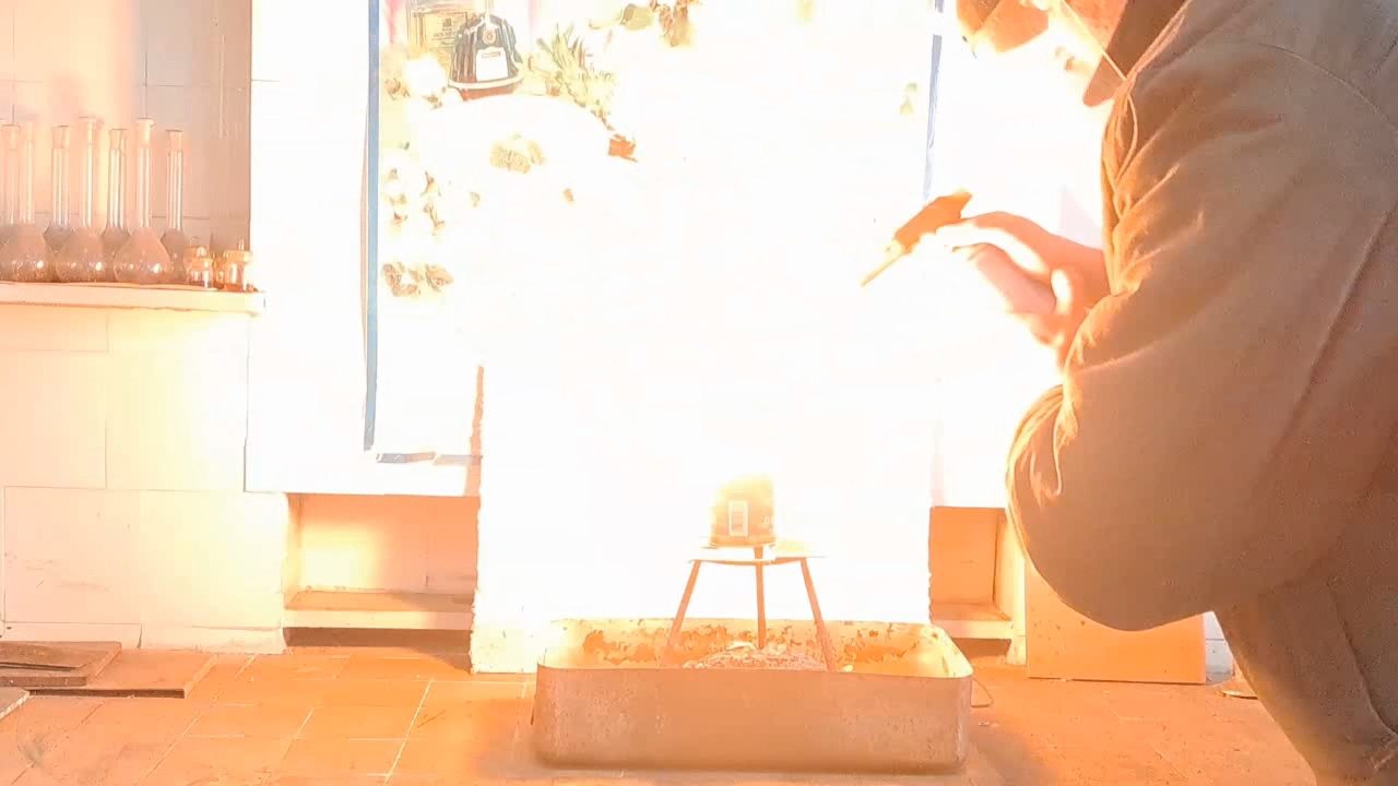 Combustion of Thermite: Iron(II, III) Oxide/Aluminum (Fe3O4/Al)