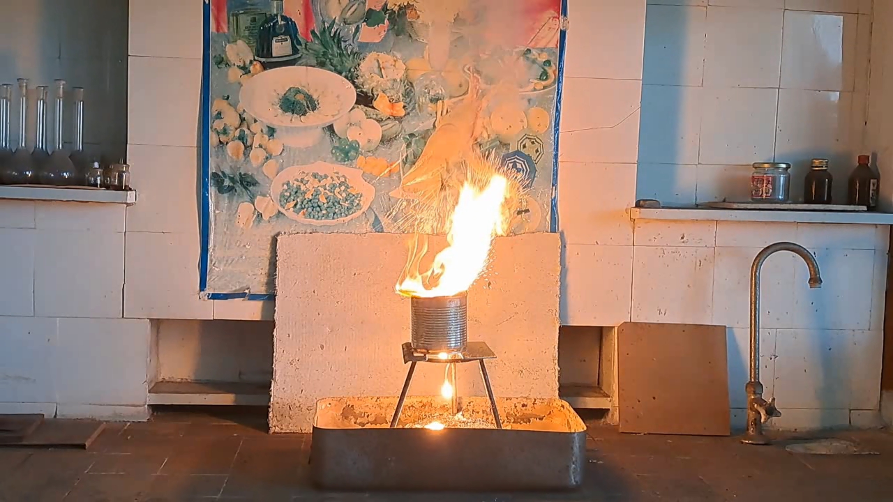 Combustion of Thermite: Iron(II, III) Oxide/Aluminum (Fe3O4/Al)