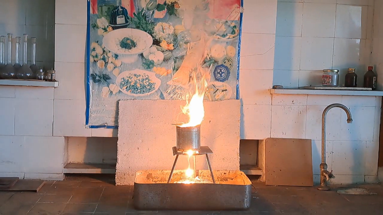 Combustion of Thermite: Iron(II, III) Oxide/Aluminum (Fe3O4/Al)