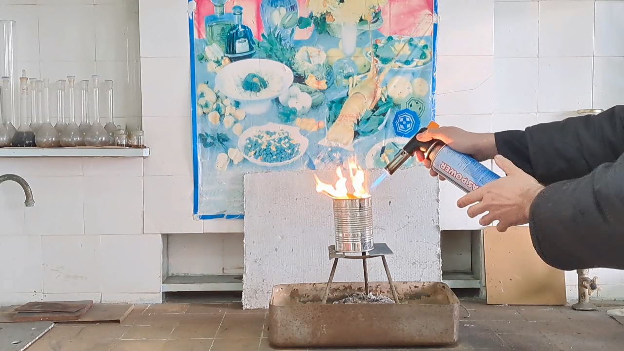 Combustion of Thermite: Iron(II, III) Oxide/Aluminum (Fe3O4/Al)