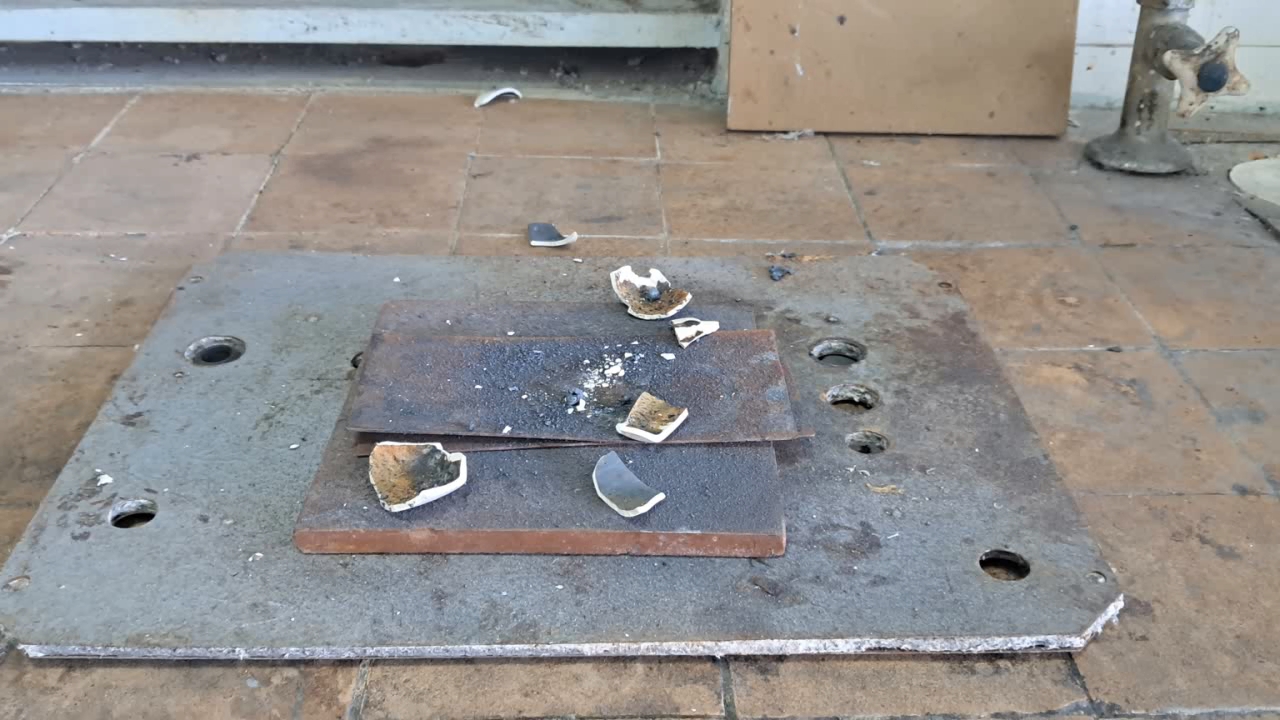 Combustion of Thermite: Iron(II, III) Oxide/Aluminum (Fe3O4/Al)
