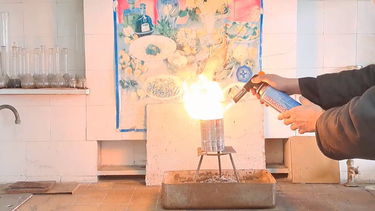 Combustion of Thermite: Iron(II, III) Oxide/Aluminum (Fe3O4/Al)
