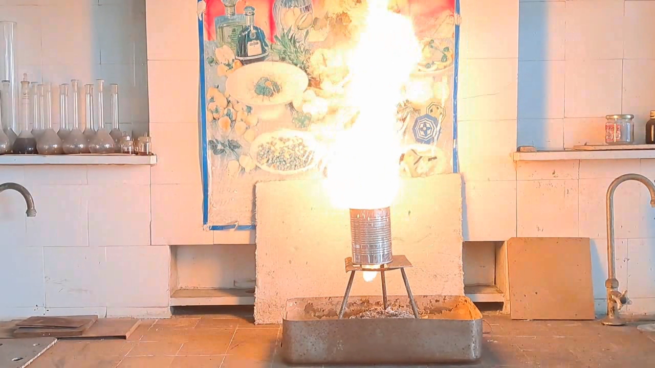 Combustion of Thermite: Iron(II, III) Oxide/Aluminum (Fe3O4/Al)