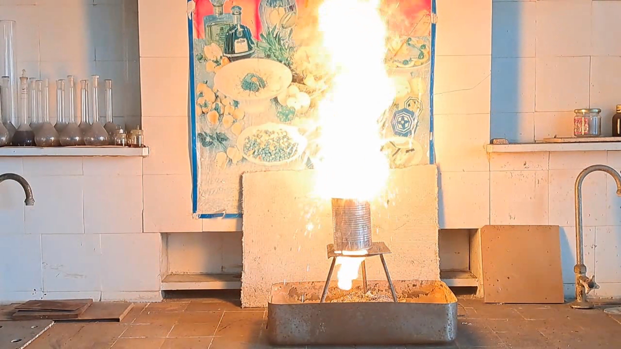 Combustion of Thermite: Iron(II, III) Oxide/Aluminum (Fe3O4/Al)