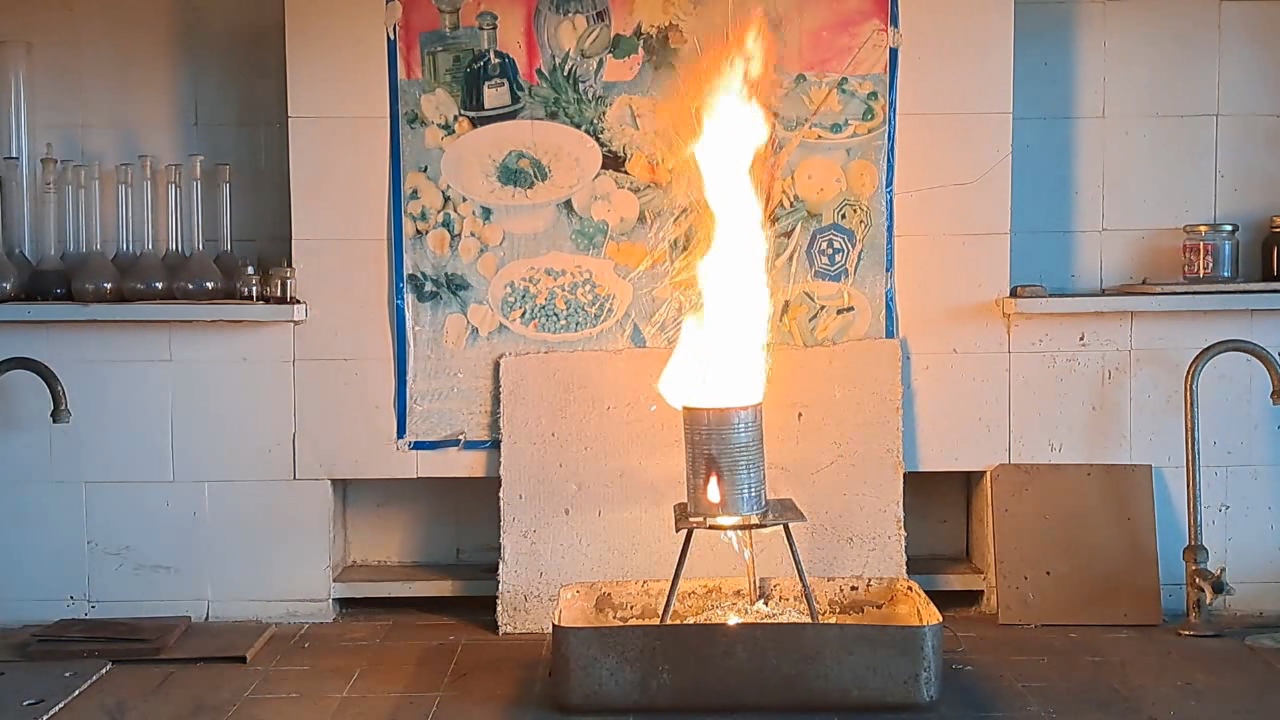 Combustion of Thermite: Iron(II, III) Oxide/Aluminum (Fe3O4/Al)