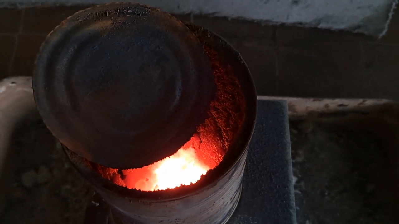 Combustion of Thermite: Iron(II, III) Oxide/Aluminum (Fe3O4/Al)