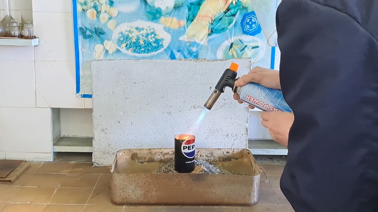 Combustion of Thermite: Fe3O4 + KNO3 + Al (waste)