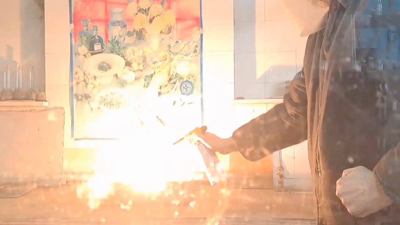 Combustion of Thermite: Iron(II, III) Oxide/Aluminum (Fe3O4/Al)