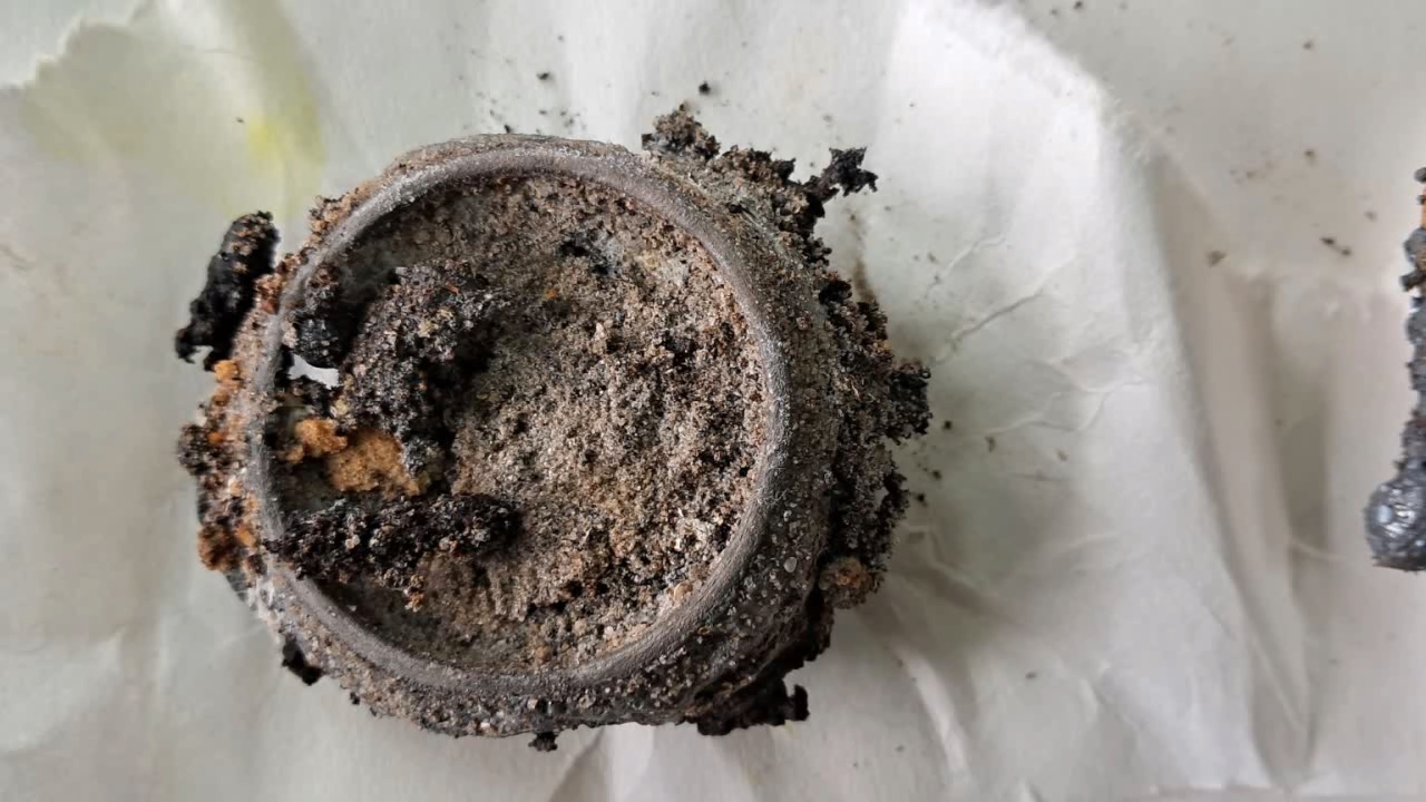 Combustion of Thermite: Fe3O4 + KNO3 + Al (waste)