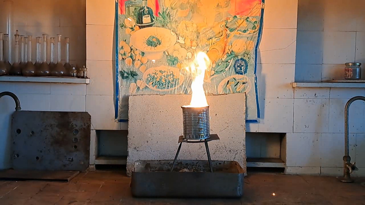 Combustion of Thermite: Iron(II, III) Oxide/Aluminum (Fe3O4/Al)