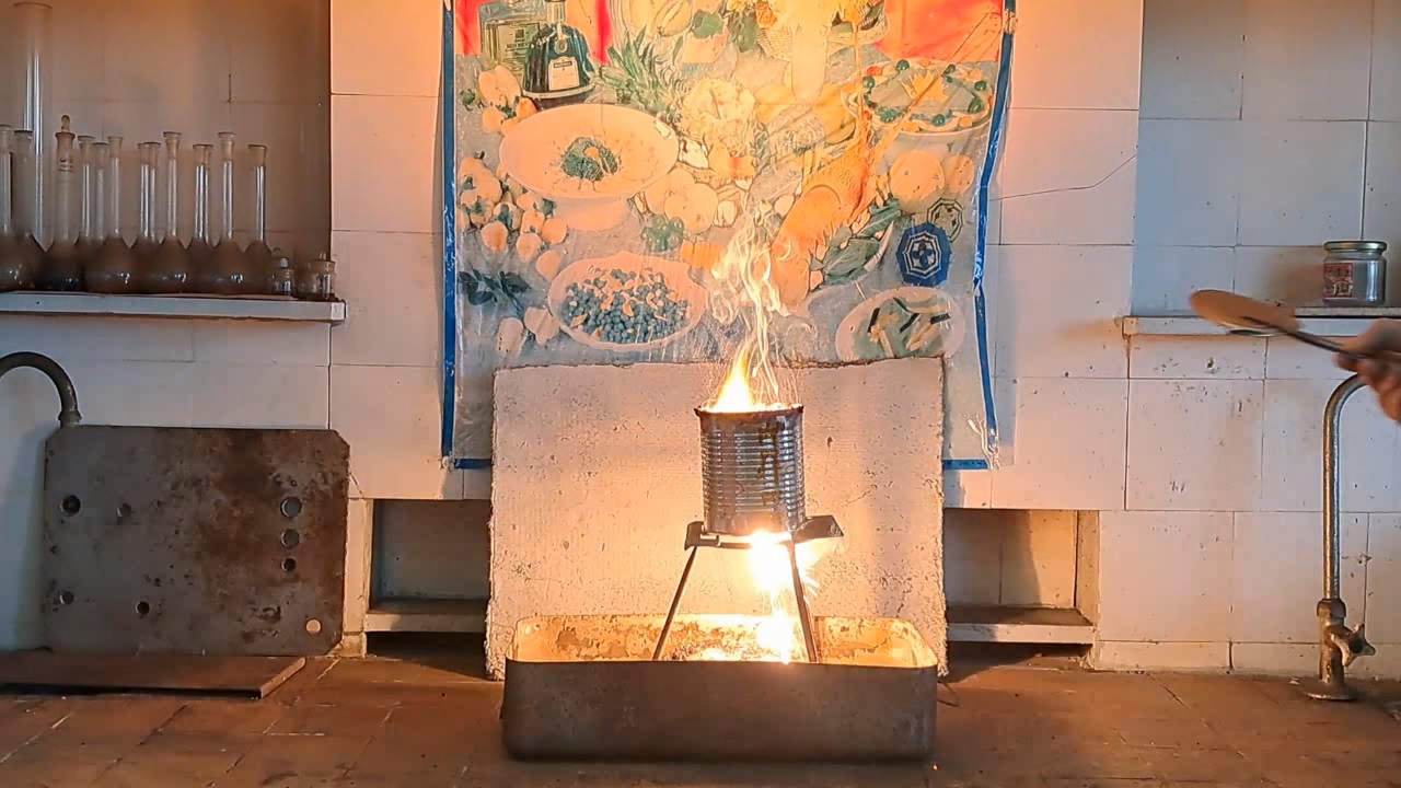 Combustion of Thermite: Iron(II, III) Oxide/Aluminum (Fe3O4/Al)