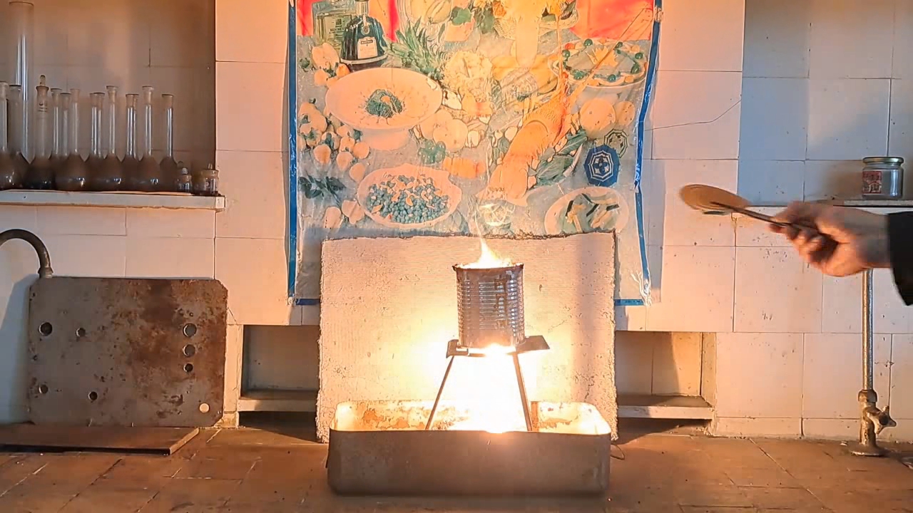 Combustion of Thermite: Iron(II, III) Oxide/Aluminum (Fe3O4/Al)