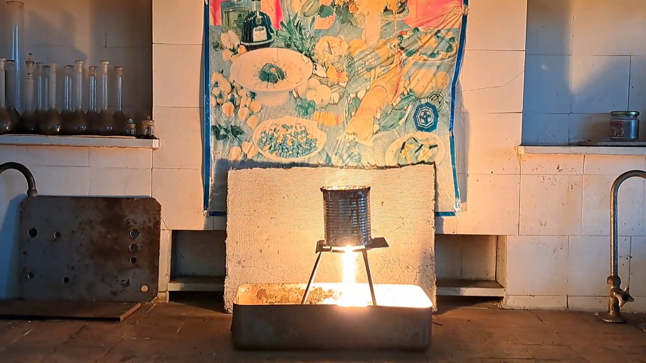 Combustion of Thermite: Iron(II, III) Oxide/Aluminum (Fe3O4/Al)