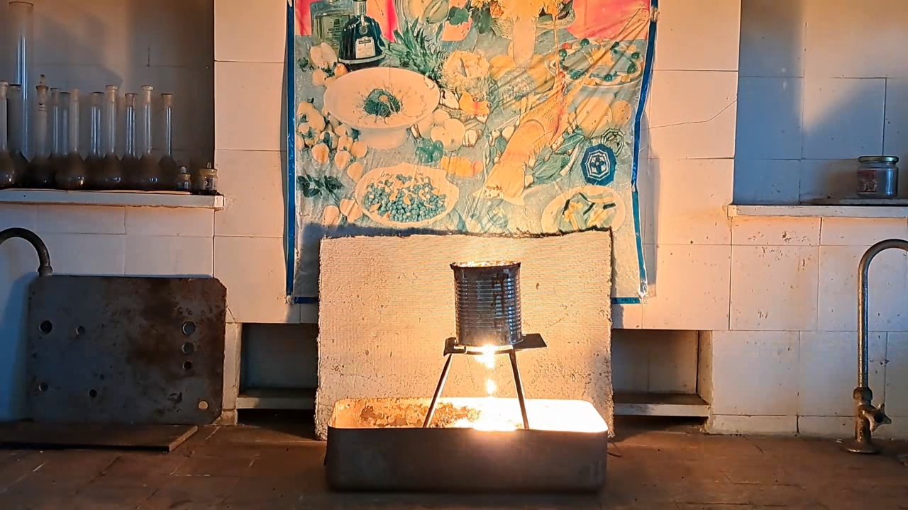 Combustion of Thermite: Iron(II, III) Oxide/Aluminum (Fe3O4/Al)