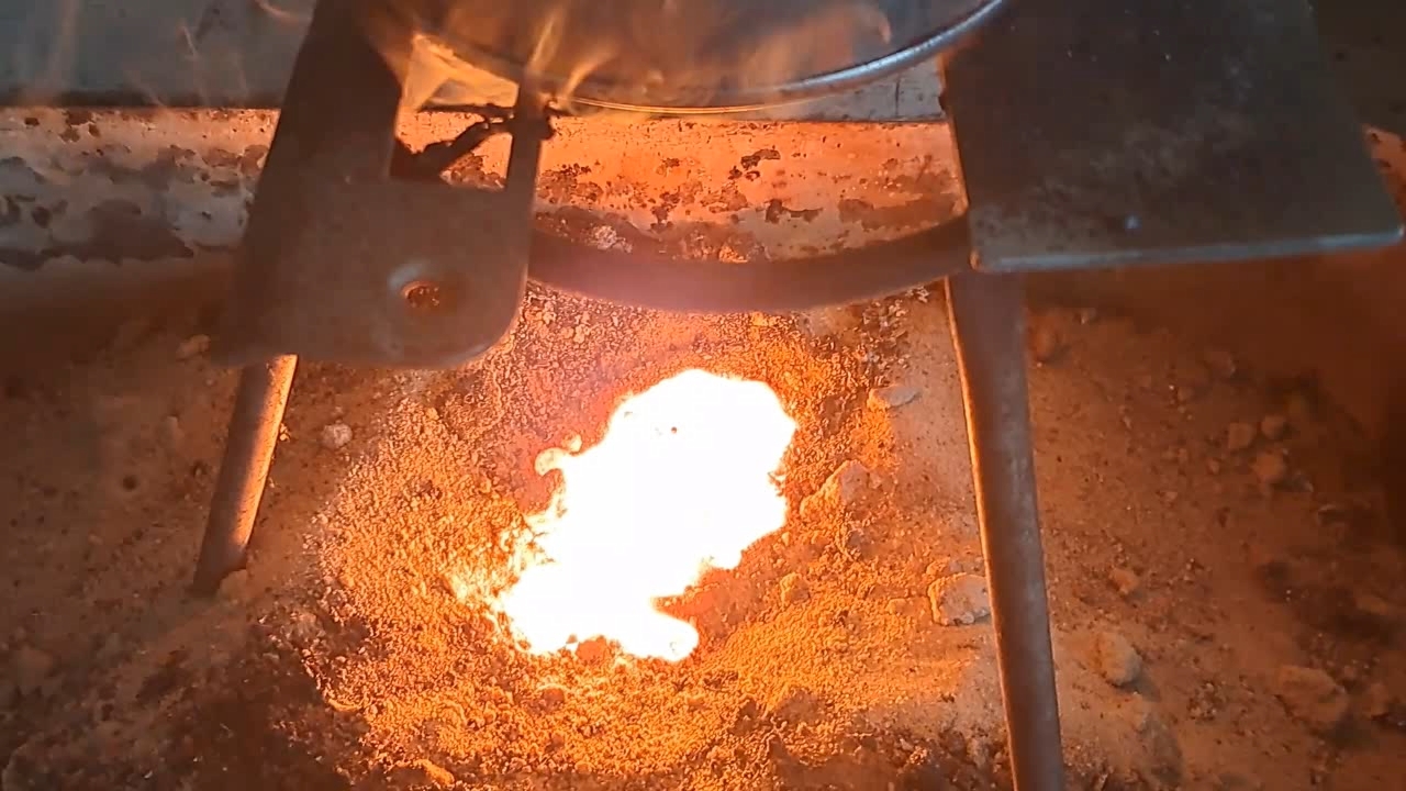 Combustion of Thermite: Iron(II, III) Oxide/Aluminum (Fe3O4/Al)
