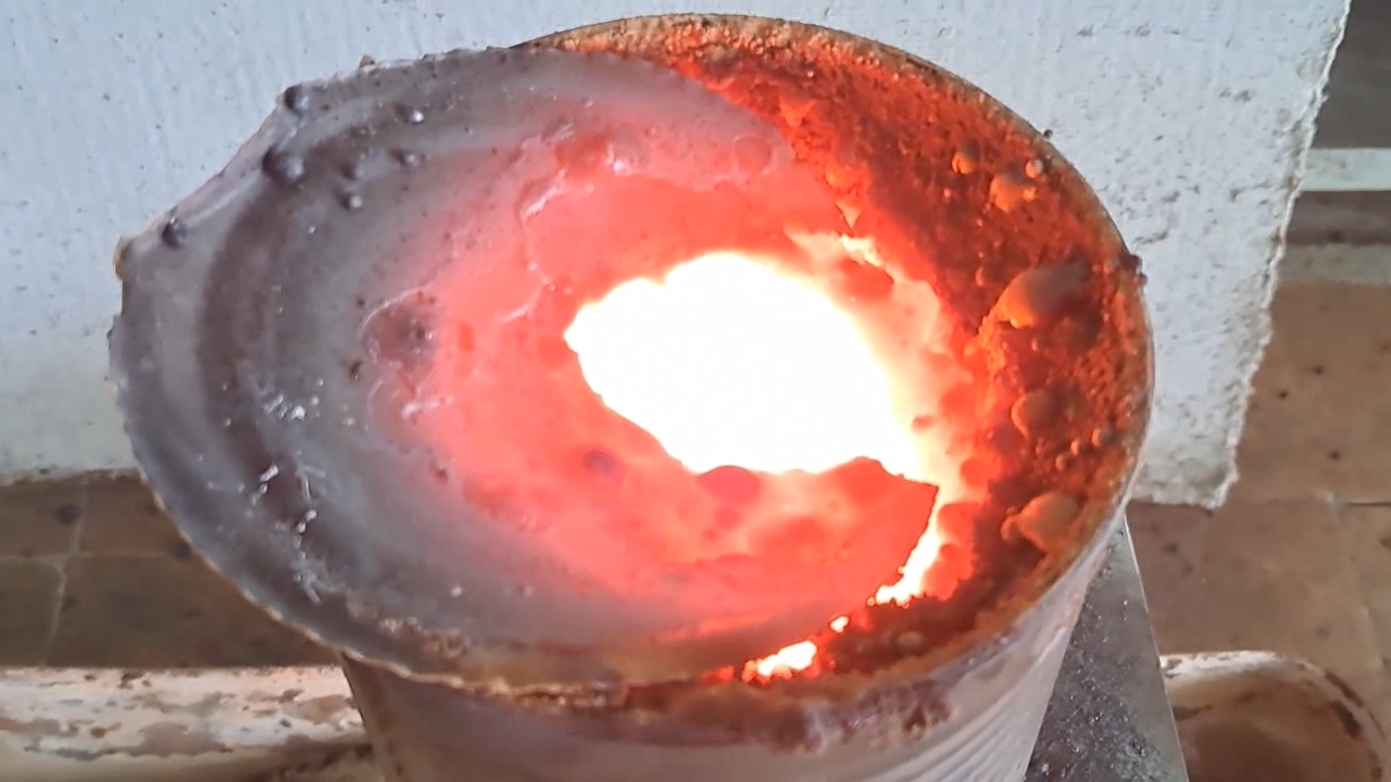 Combustion of Thermite: Iron(II, III) Oxide/Aluminum (Fe3O4/Al)