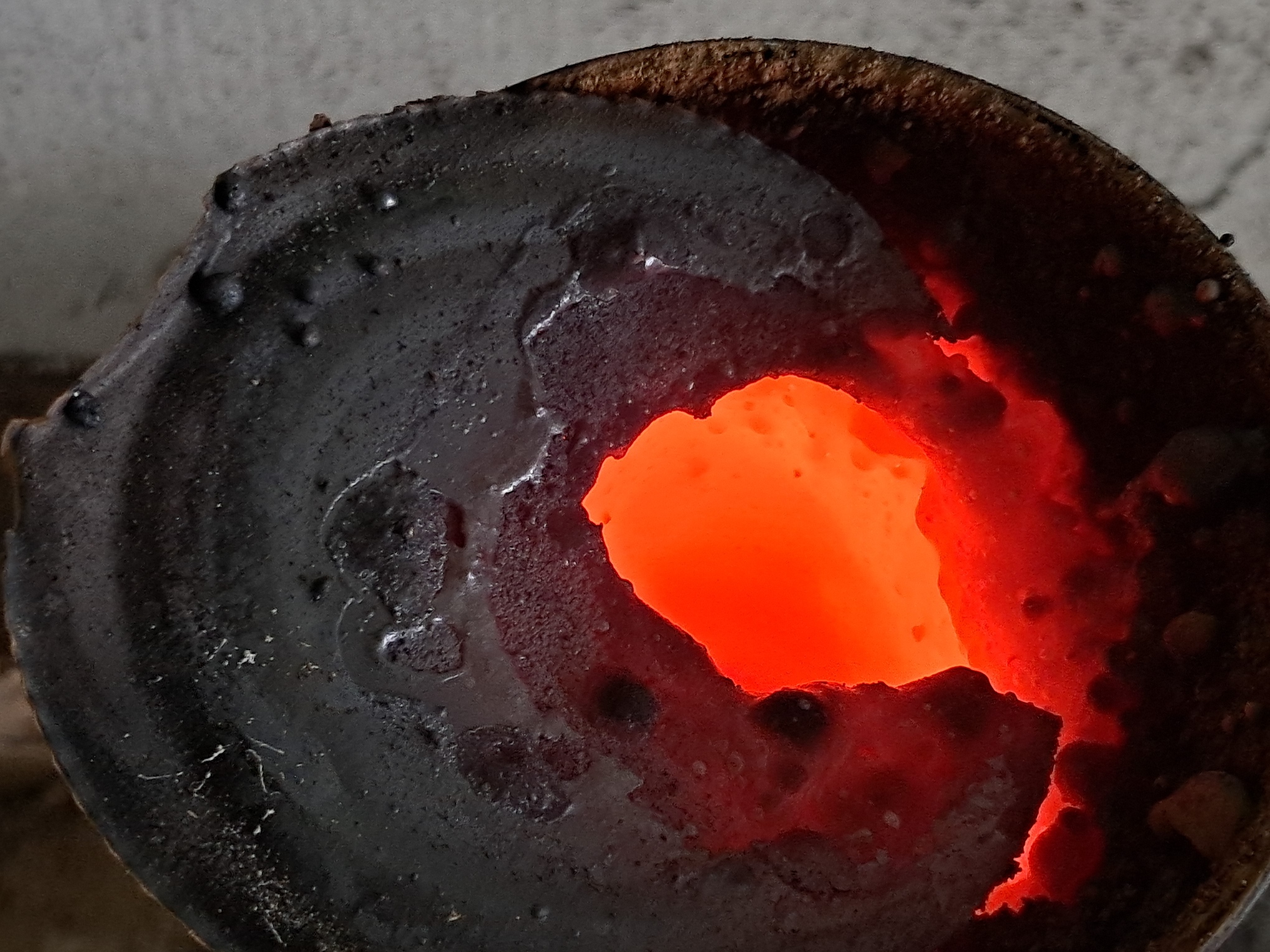 Combustion of Thermite: Iron(II, III) Oxide/Aluminum (Fe3O4/Al)