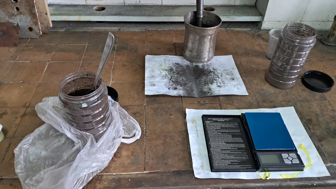 Combustion of Thermite: Iron(II, III) Oxide/Aluminum (Fe3O4/Al)