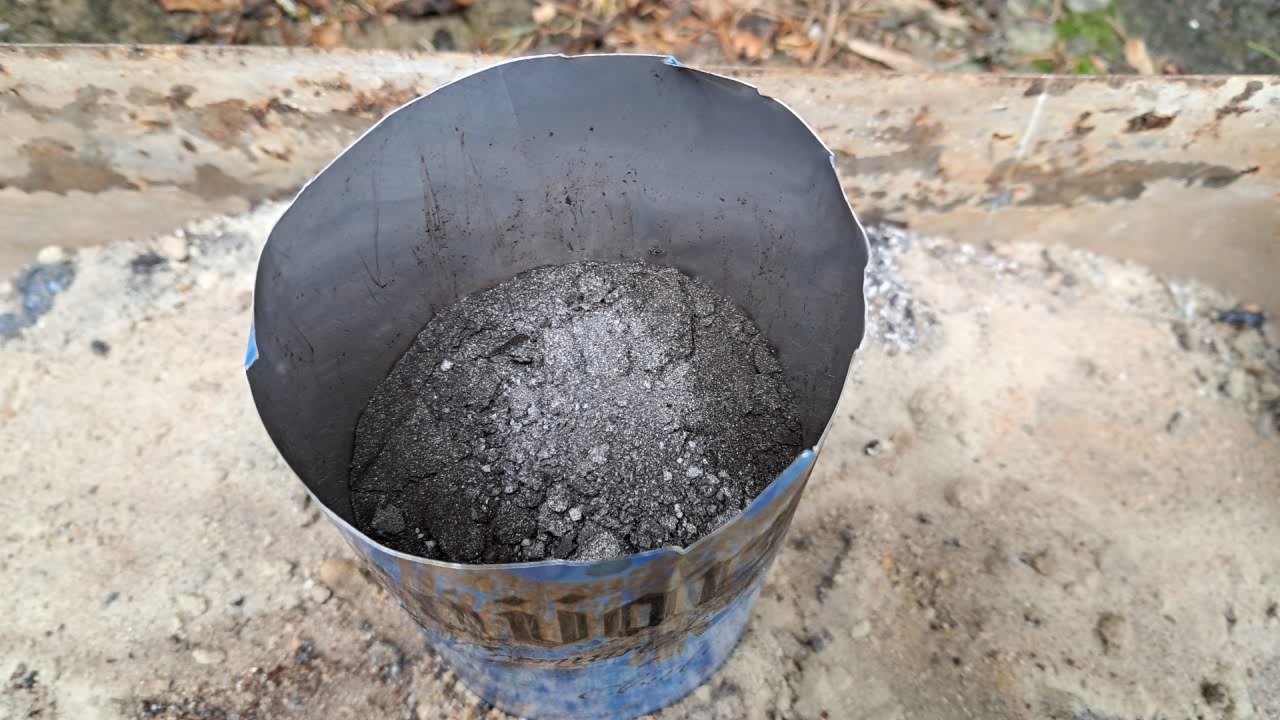 Combustion of Thermite: Iron(II, III) Oxide/Aluminum (Fe3O4/Al)
