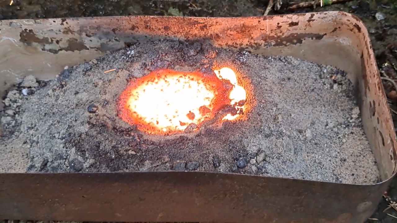 Combustion of Thermite: Iron(II, III) Oxide/Aluminum (Fe3O4/Al)