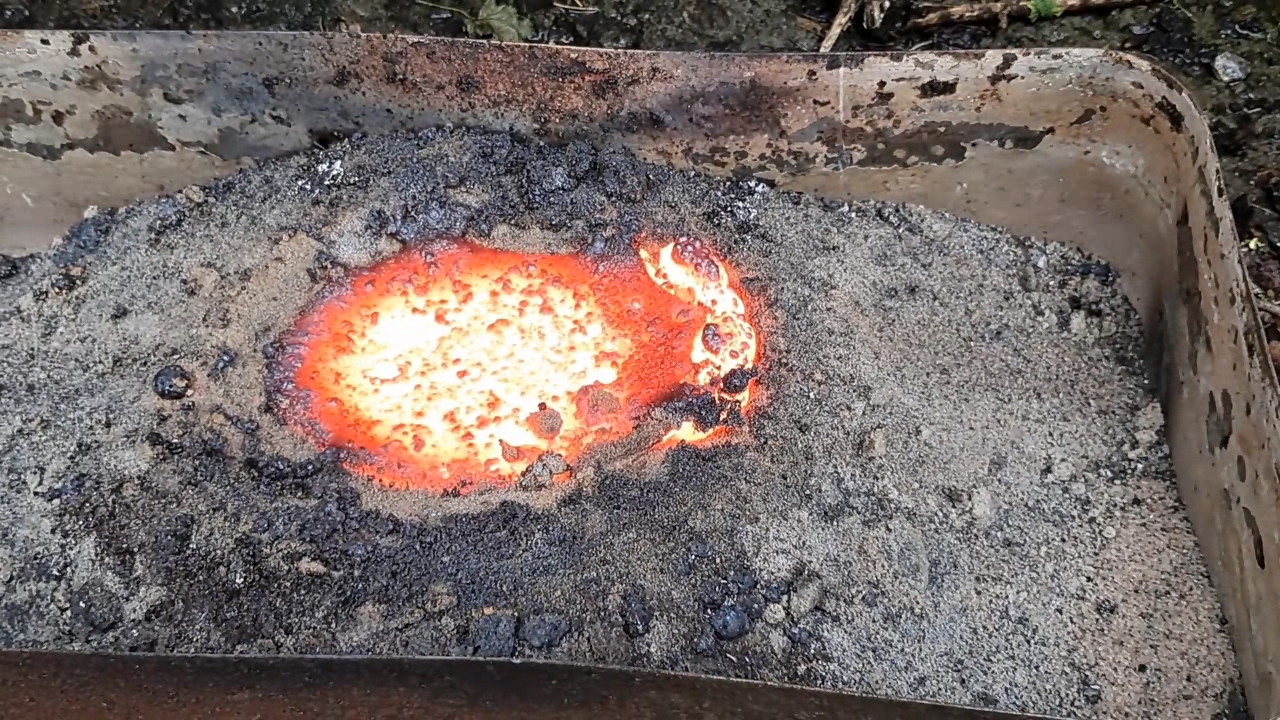Combustion of Thermite: Iron(II, III) Oxide/Aluminum (Fe3O4/Al)