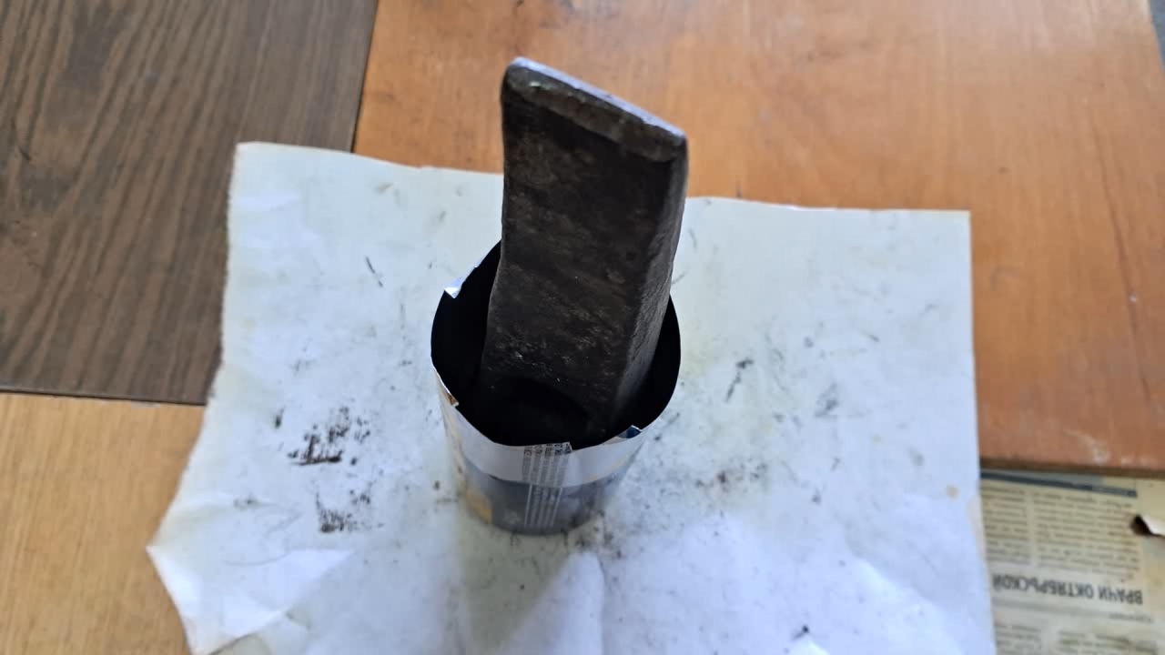 Combustion of Thermite: Iron(II, III) Oxide/Aluminum/Magnesium (Fe3O4/Al/Mg)
