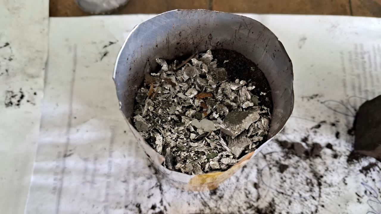 Combustion of Thermite: Iron(II, III) Oxide/Aluminum/Magnesium (Fe3O4/Al/Mg)