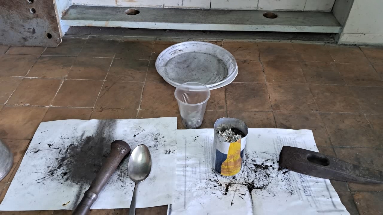 Combustion of Thermite: Iron(II, III) Oxide/Aluminum/Magnesium (Fe3O4/Al/Mg)