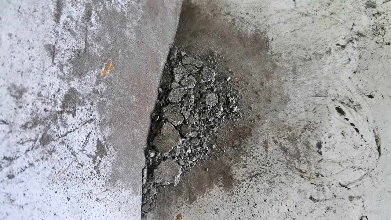 Combustion of Thermite: Iron(II, III) Oxide/Aluminum/Magnesium (Fe3O4/Al/Mg)