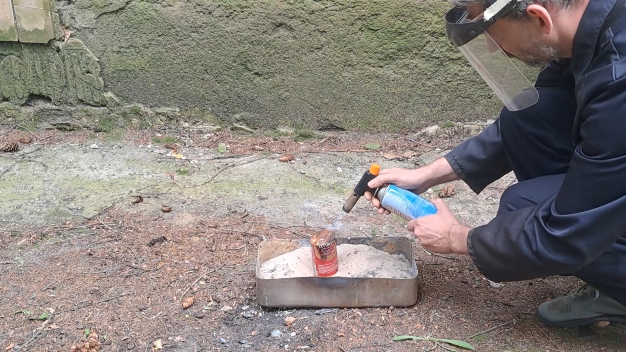 Combustion of Thermite: Iron(II, III) Oxide/Aluminum/Magnesium (Fe3O4/Al/Mg)