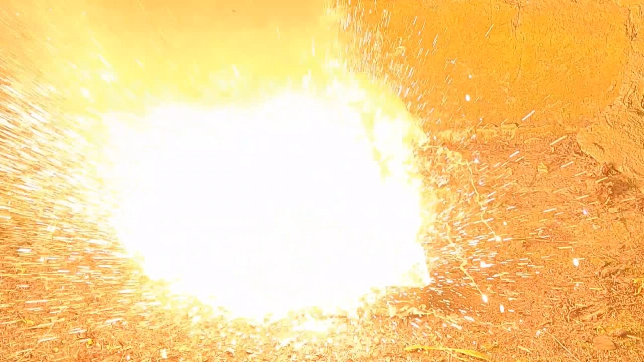 Combustion of Thermite: Iron(II, III) Oxide/Aluminum/Magnesium (Fe3O4/Al/Mg)